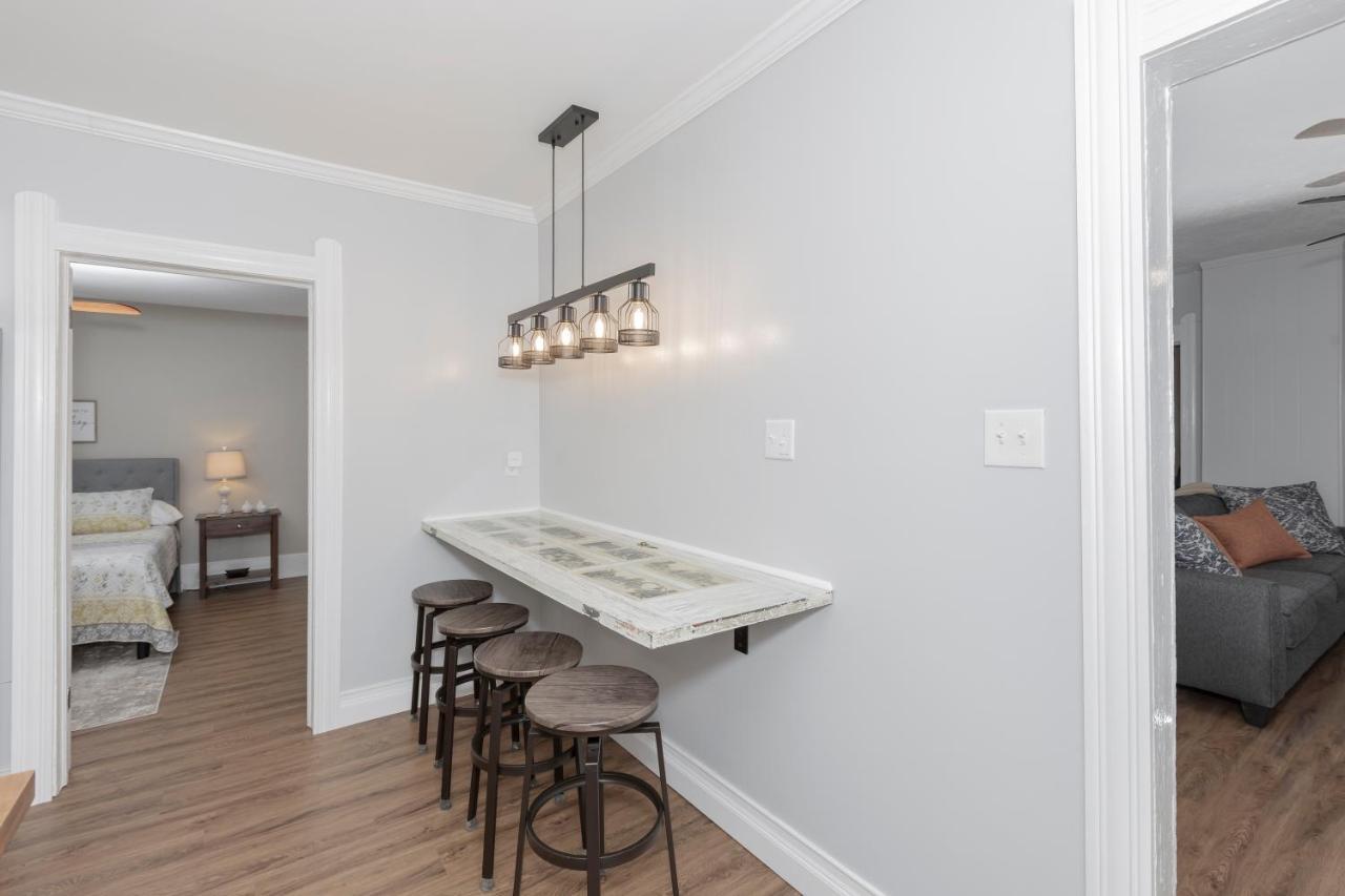 In The Heart Of Little Italy! Free Parking! Apartment Cleveland Exterior photo